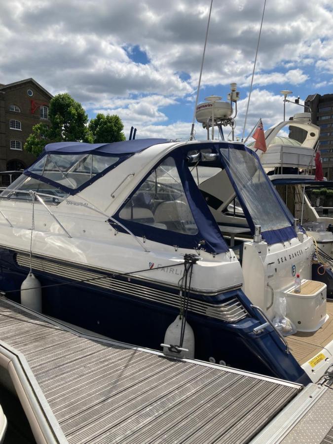 Entire Boat At St Katherine Docks 2 Available Select Using Room Options London Exterior photo